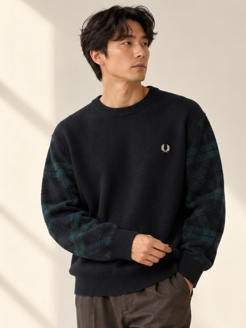 Fred Perry Laurel Wreath Crew Neck Jumper Plaid Sleeve Lambswool Sweater Sz XXL